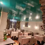 Szálloda Logis Restaurant Les Charmettes 3*
