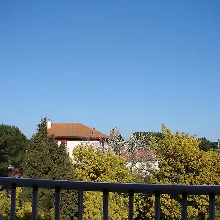 Logis Les Charmettes Hotel 3*
