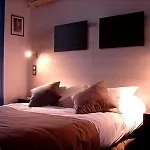 Hotell Logis Restaurant Les Charmettes