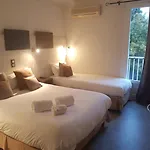 Logis Restaurant Les Charmettes Hotel 3*
