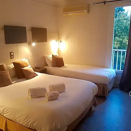 Logis Restaurant Les Charmettes Hotel