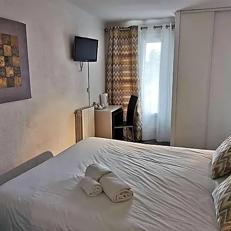 Logis Restaurant Les Charmettes 3*