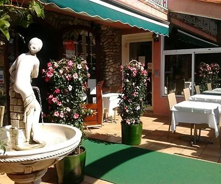 Logis Restaurant Les Charmettes