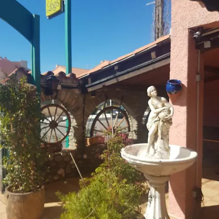 Logis Restaurant Les Charmettes 3*